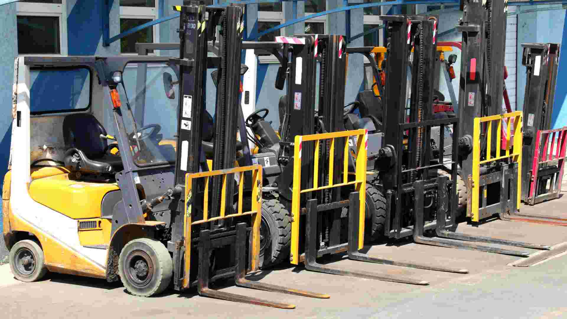 The ultimate guide to forklifts The ultimate guide to forklifts